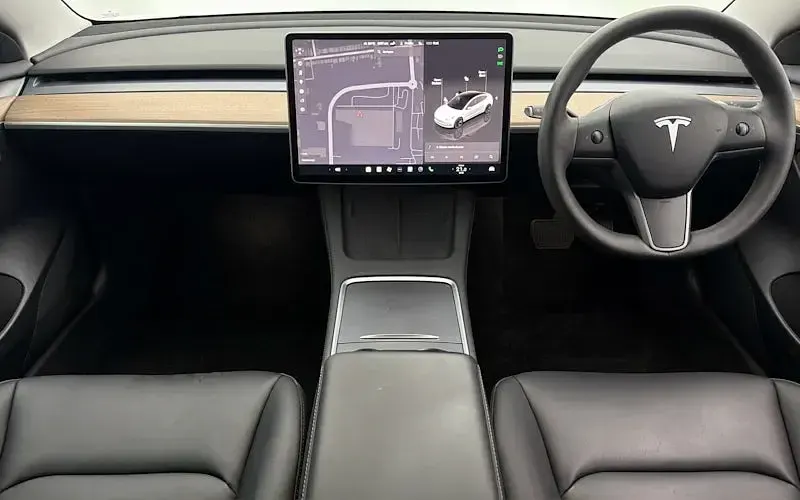 Used Tesla Model 3 Long Range AWD 366 kW (498 HP) 2023 White Sedan
