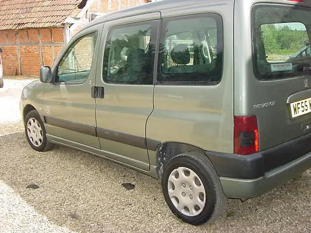 Used Peugeot Partner 2005 MPV