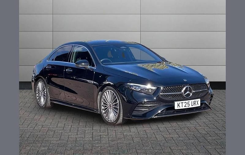 Used Mercedes A180 AMG Line Premium Plus 134 HP (98 kW) 2025 Black Sedan