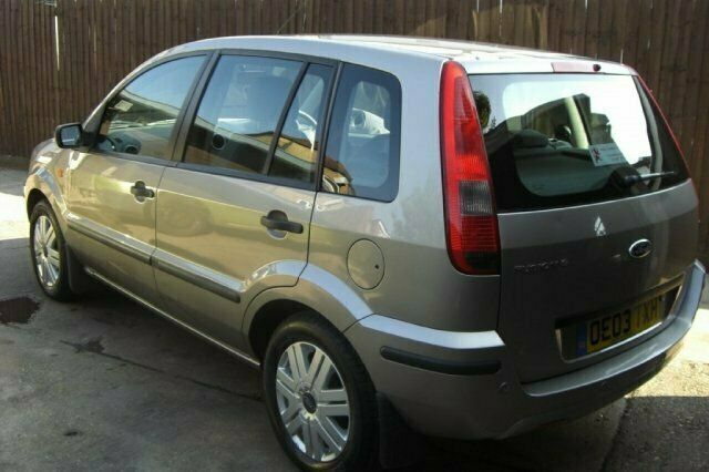 Used 2003 Ford Fusion Estate | £2,495 (Fair price) - Image 1/4