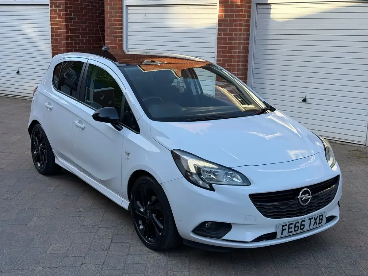 Used Vauxhall Corsa Edition 2016 White Hatchback