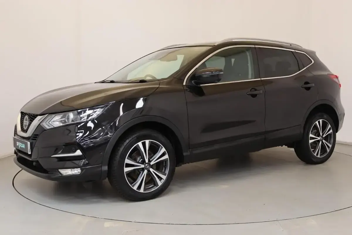Used Nissan Qashqai N-Connecta 113 HP (83 kW) 2019 Black SUV