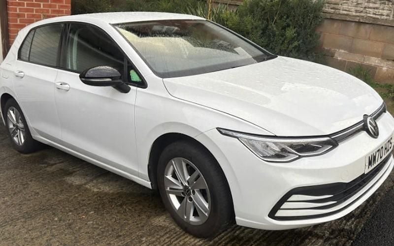 Used 2023 VW Golf VIII Life Hatchback | £16,199 (Good price) - Image 1/1