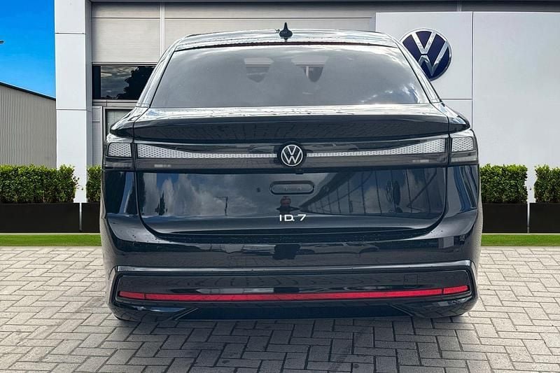 New VW ID.7 Pro 210 kW (286 HP) 2025 Black Hatchback