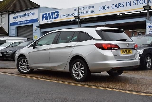 Used Vauxhall Astra S 110 HP (80 kW) 2019 Silver Estate