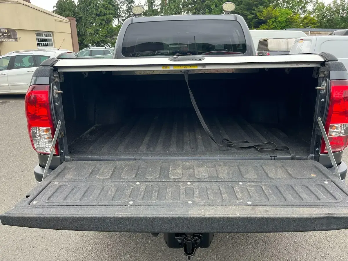 Used Toyota HiLux 150 HP (110 kW) 2020 Grey Pickup