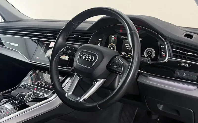 Used Audi Q7 Sport 381 HP (280 kW) 2021 Blue SUV