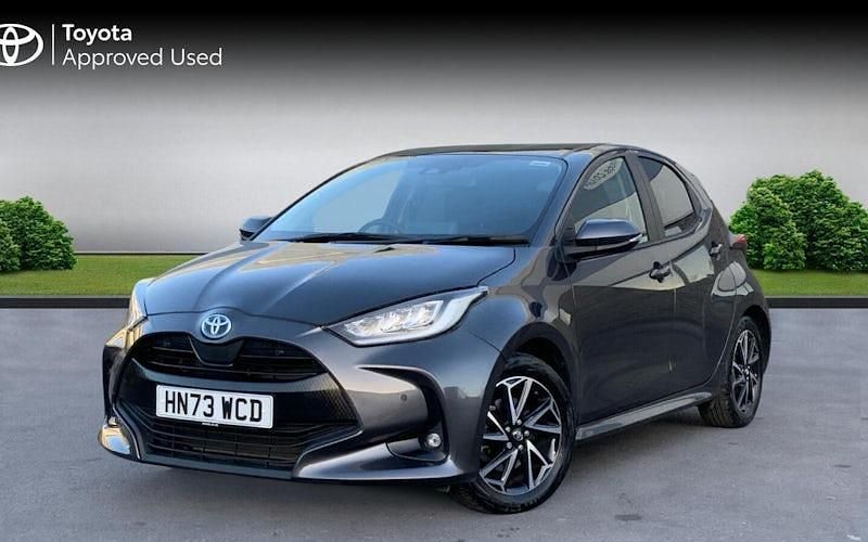 Used Toyota Yaris Hybrid Design 116 HP (85 kW) 2026 Hatchback