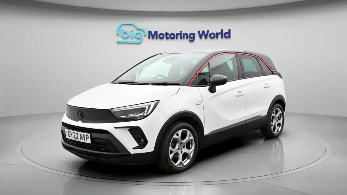 Second-hand Vauxhall Crossland GS Line 83 CP (61 kW) 2022 Alb SUV
