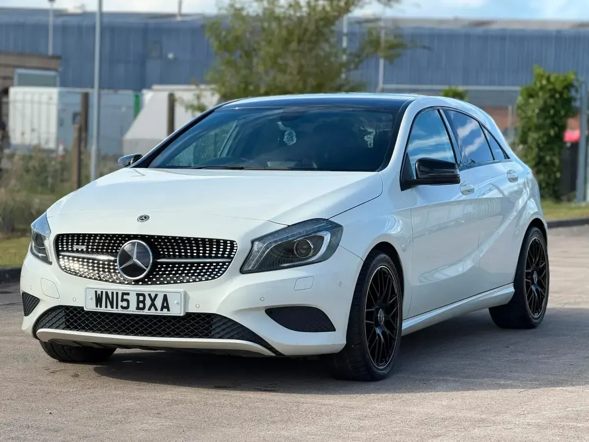 Used Mercedes A200 2015 White Hatchback