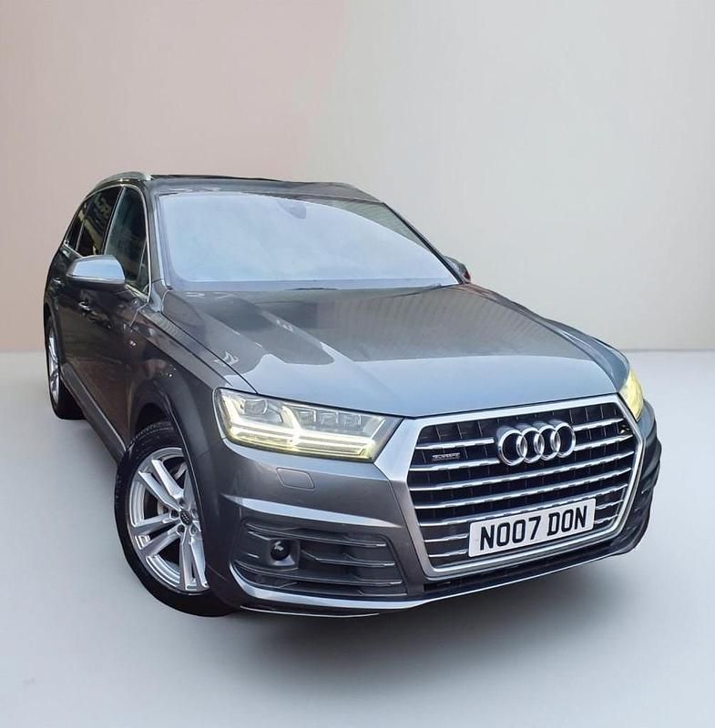 Used Audi Q7 S-Line 272 HP (200 kW) 2015 Grey SUV