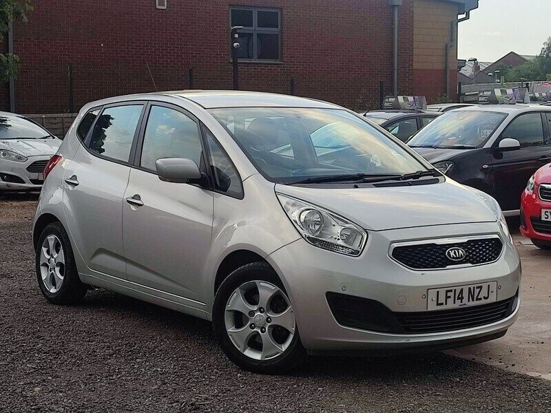 Silver Used 2014 Kia Venga 2 Hatchback | £1,999 (Good price) - Image 1/4