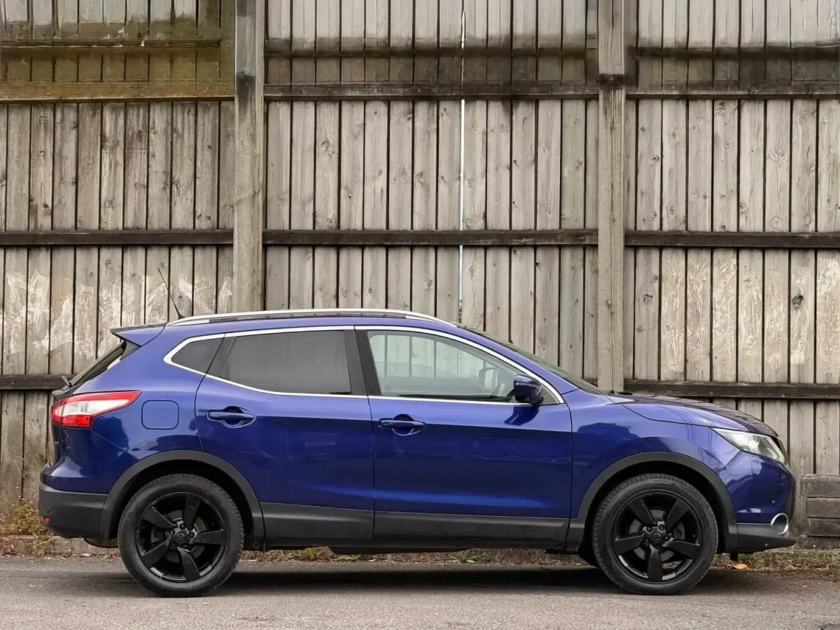 Used Nissan Qashqai N-TEC 110 HP (80 kW) 2016 Blue SUV