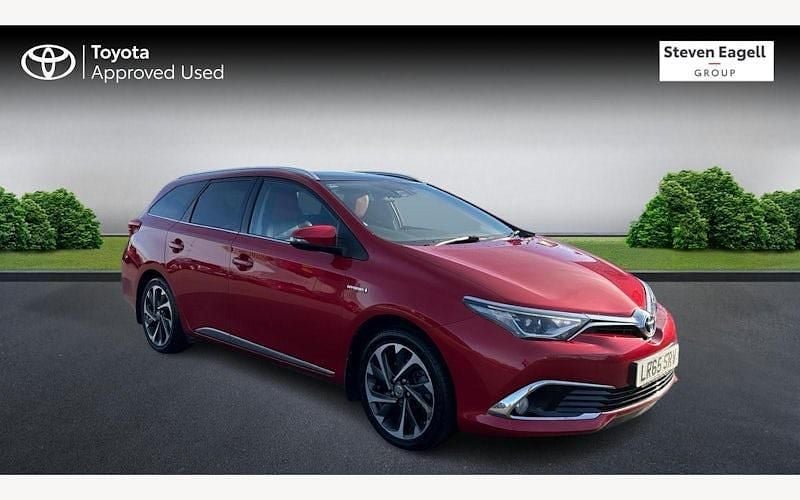 Used 2017 Toyota Auris Touring Sports Estate | £11,187 (Fair price) - Image 1/3