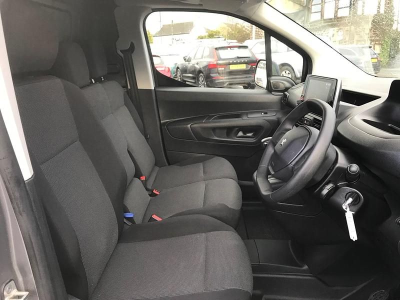 Used Peugeot Partner Premium 2023 Grey MPV