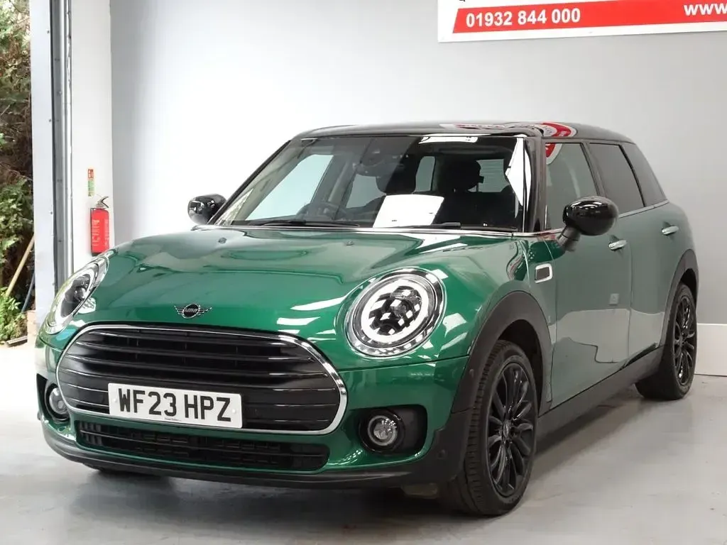 Used Mini Cooper Clubman Classic 136 HP (100 kW) 2023 Green Estate