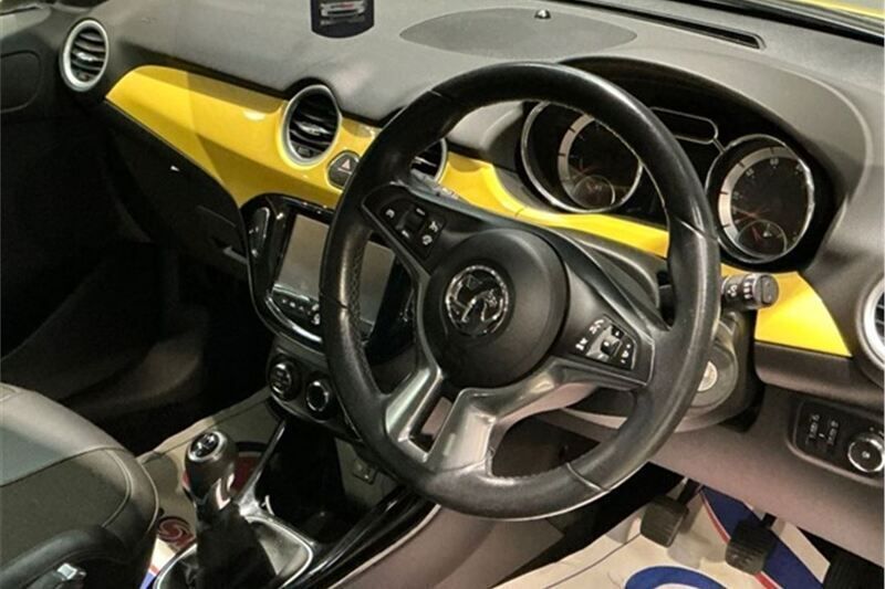 Image 2/4