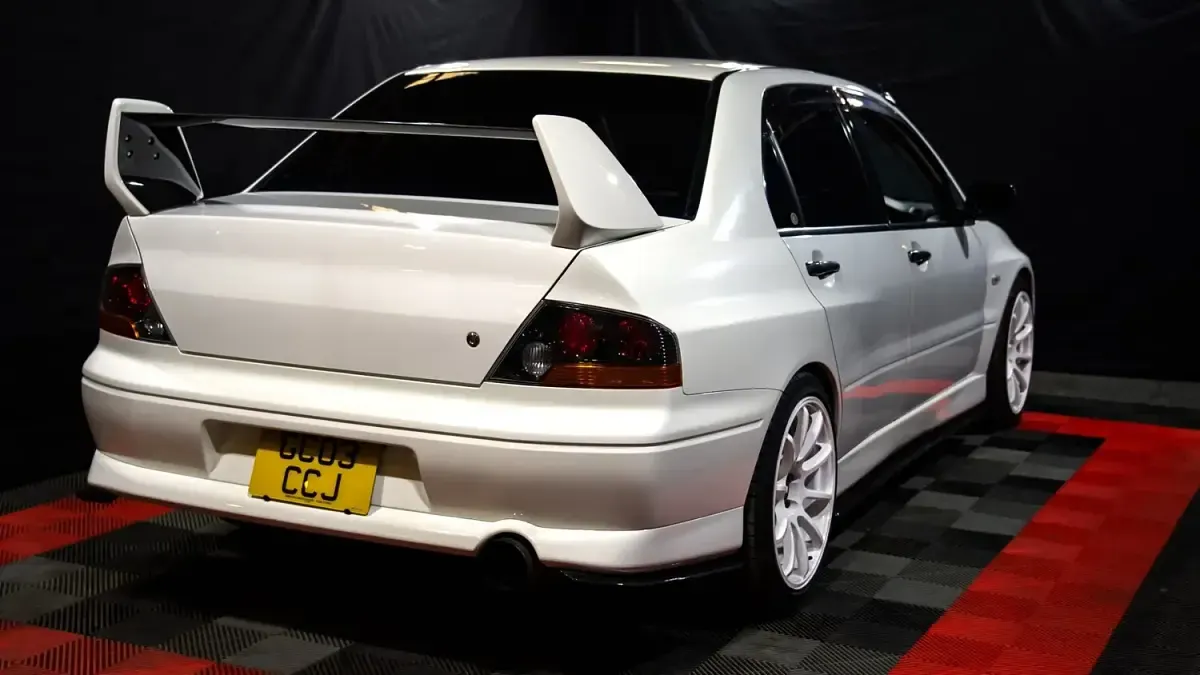 Used Mitsubishi Lancer 150 HP (110 kW) 2014 White Sedan