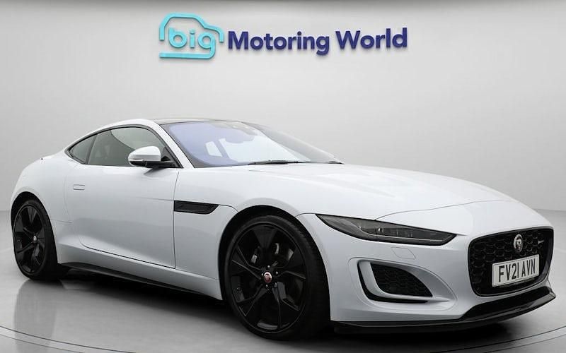 Usado Jaguar F-Type R-Dynamic 300 HP (220 kW) 2023 Coupé