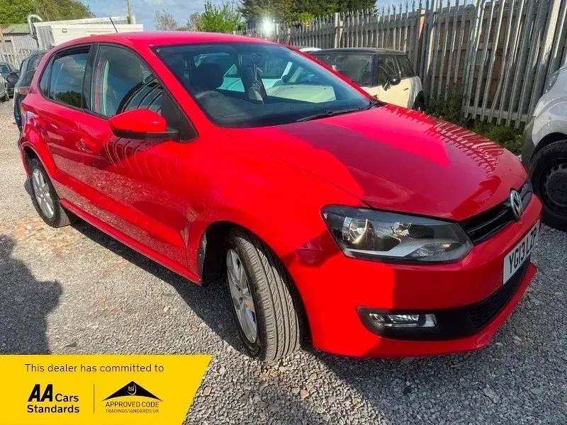 Second-hand VW Polo Match 75 CP (55 kW) 2013 Roșu Hatchback