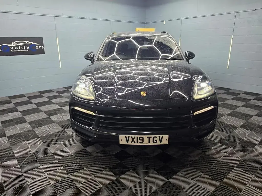 Used Porsche Cayenne 340 HP (250 kW) 2019 Black SUV