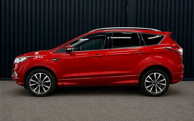 Used Ford Kuga ST-Line 150 HP (110 kW) 2018 Red SUV