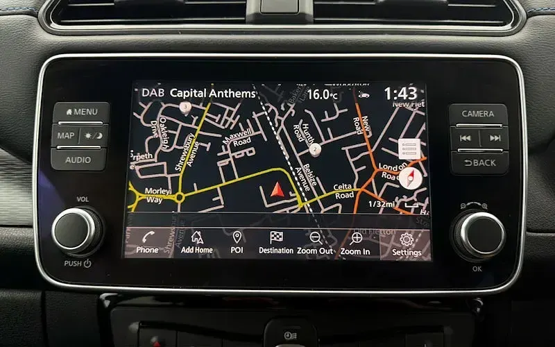 Used Nissan Leaf Tekna 110 kW (150 HP) 2020 Silver Hatchback