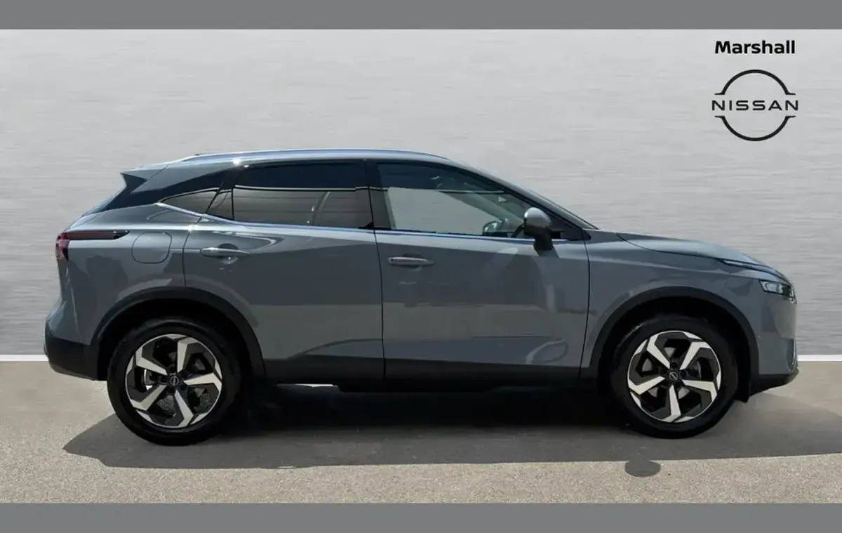 Used Nissan Qashqai N-Connecta 155 HP (114 kW) 2023 Grey SUV