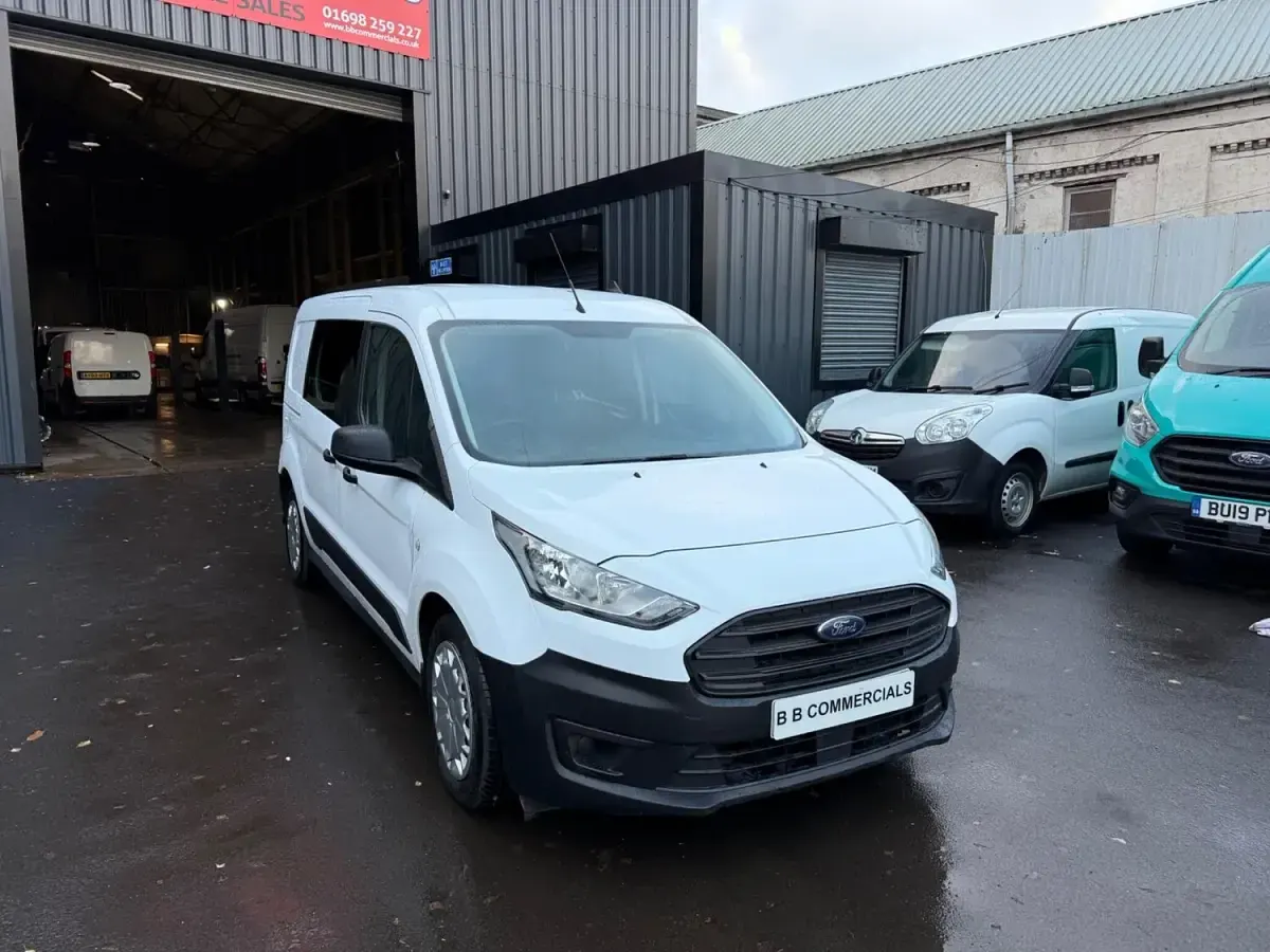 Used Ford Transit Connect 100 HP (73 kW) 2019 White MPV