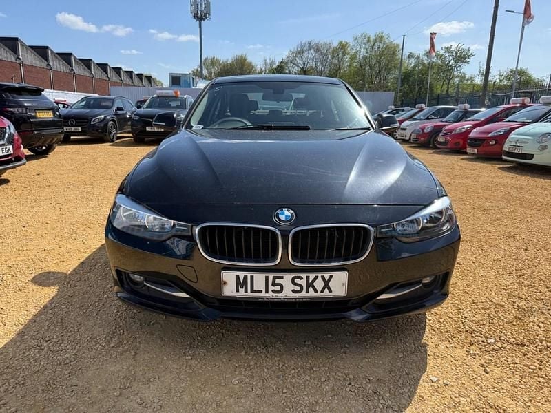 Used BMW 318 Sport Line 2015 Black Sedan