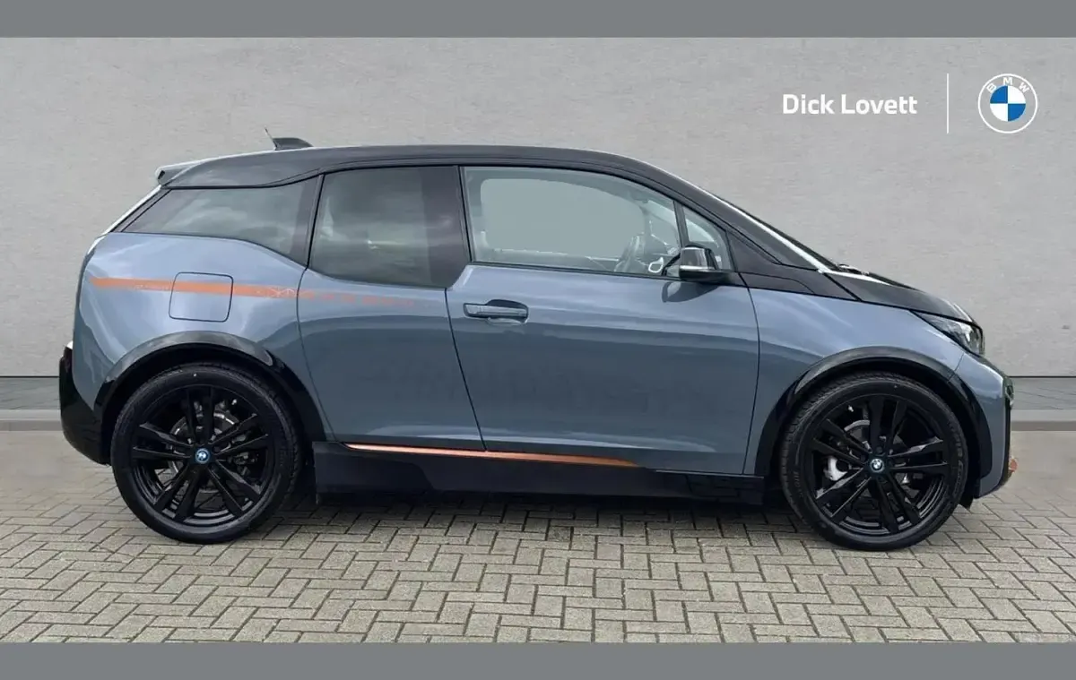 Usado BMW i3 Comfort Edition 135 kW (184 HP) 2022 Cinzento Citadino