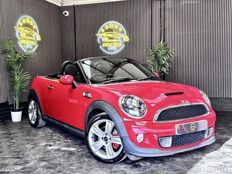 Red Used 2013 Mini Cooper S Cabriolet Cabriolet | £6,450 (Fair price) - Image 1/4