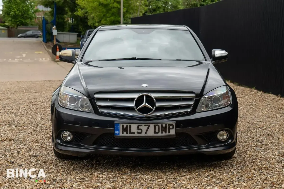 Used Mercedes C220 170 HP (125 kW) 2008 Black Sedan