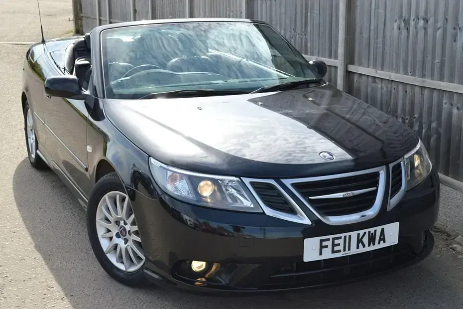 Usado Saab 9-3 Linear 160 HP (117 kW) 2011 Cabrios