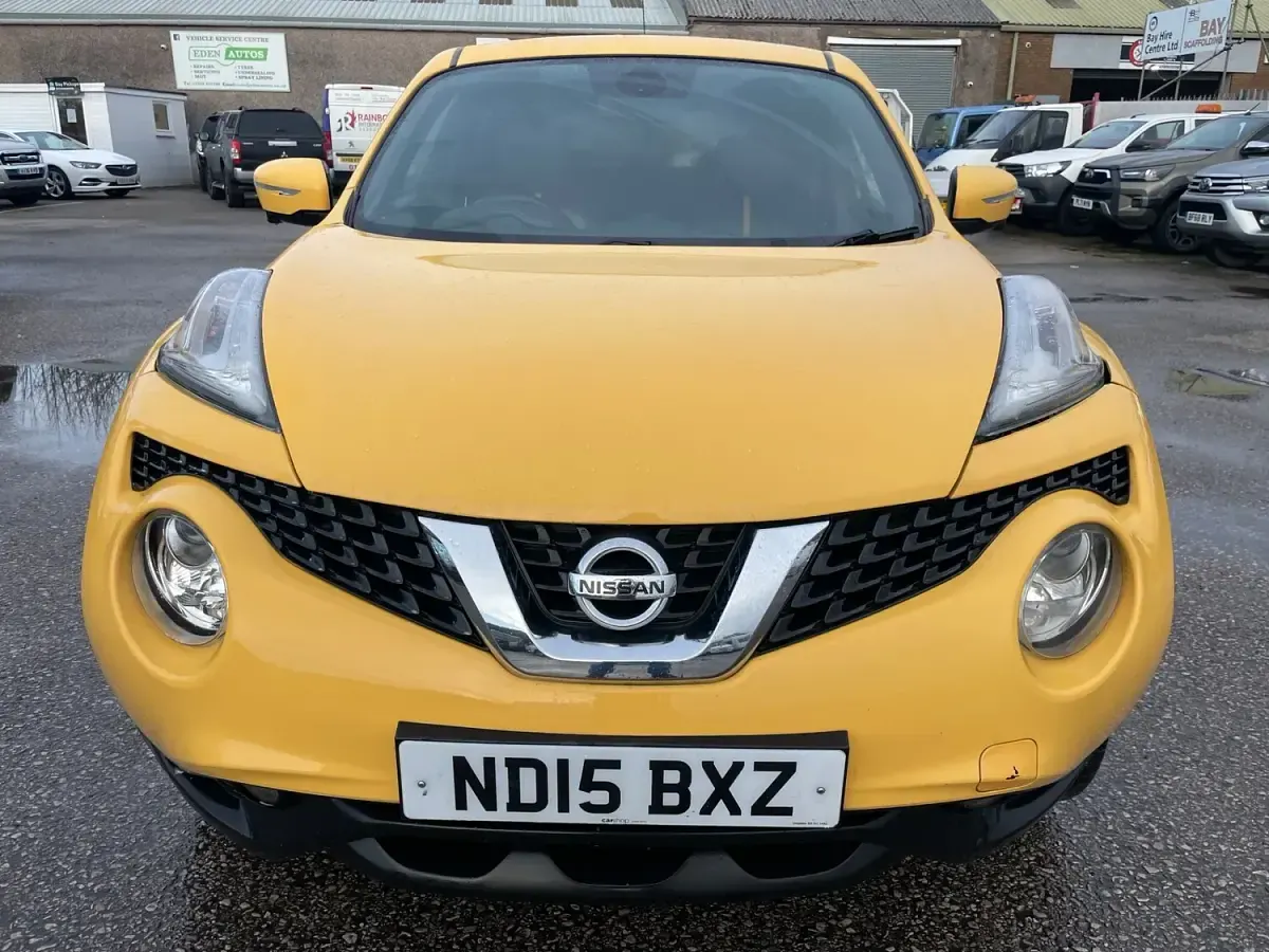 Used Nissan Juke Tekna 2015 Yellow SUV