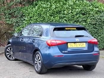 Used Mercedes A180 SE 136 HP (100 kW) 2020 Blue Hatchback