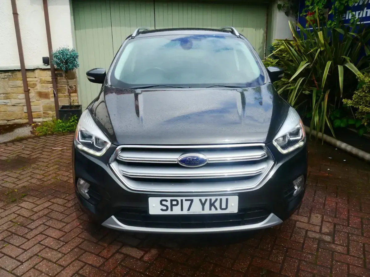 Used Ford Kuga Titanium 150 HP (110 kW) 2017 Grey SUV