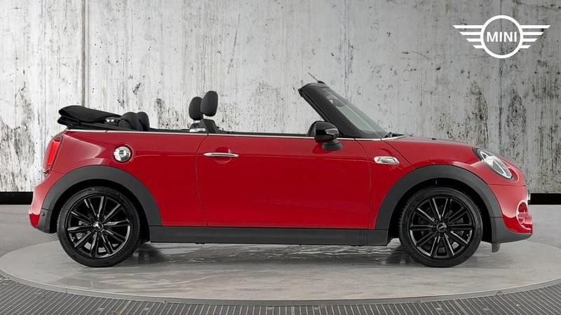 Used Mini Cooper S 189 HP (139 kW) 2018 Red Hatchback