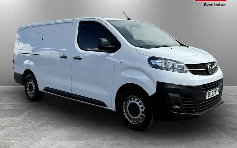 Used Vauxhall Vivaro 101 HP (74 kW) 2023 MPV
