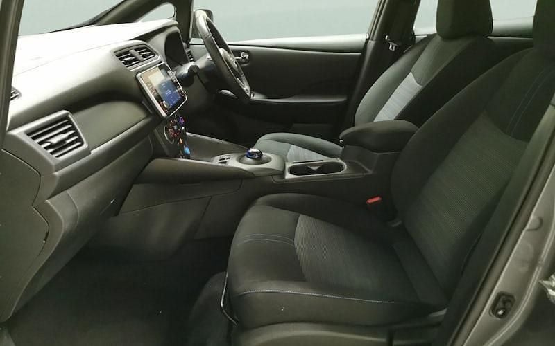 Used Nissan Leaf Acenta 110 kW (150 HP) 2025 Hatchback