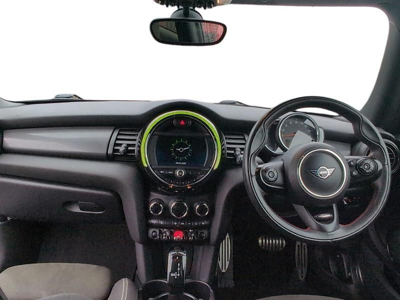 Używany Mini Cooper Hatch 134 KM (98 kW) 2020 Srebrny Hatchback
