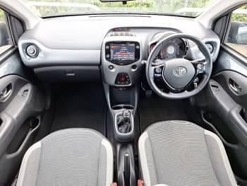 Used Toyota Aygo Trend 72 HP (52 kW) 2021 Grey Hatchback