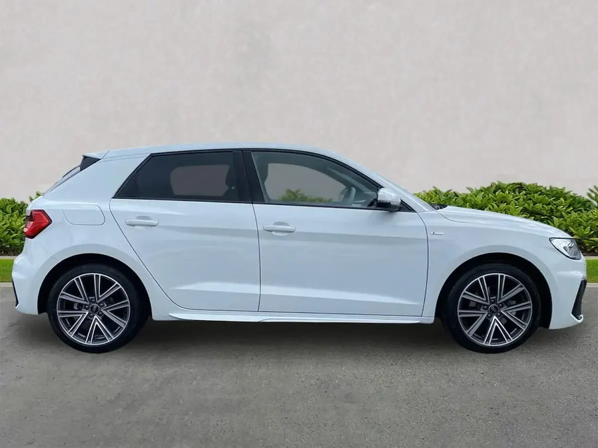 New Audi A1 S-Line 116 HP (85 kW) 2025 White SUV