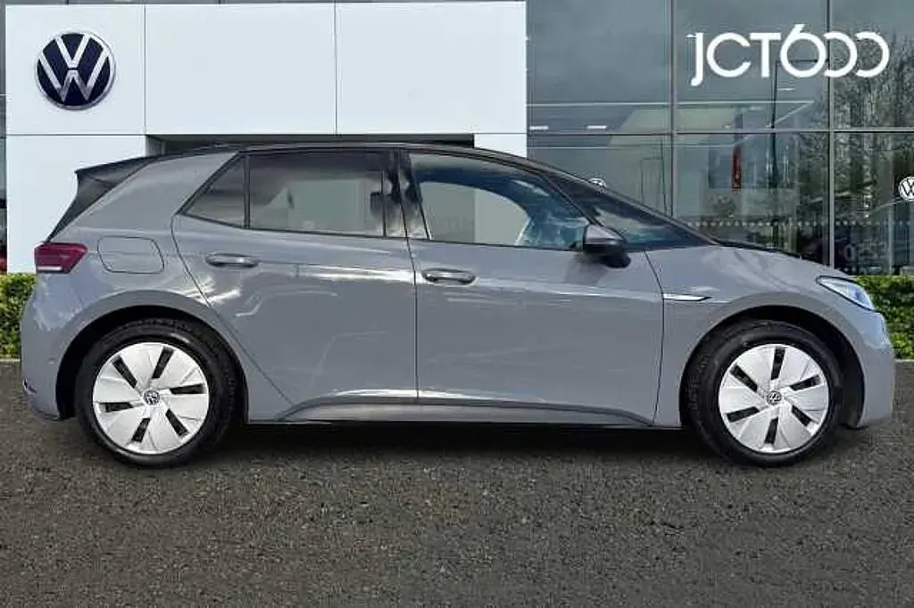 Used VW ID.3 Pro 106 kW (145 HP) 2022 Grey Hatchback