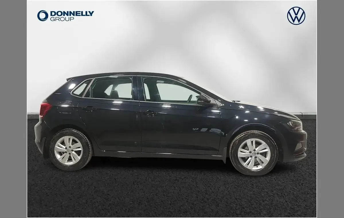 Used VW Polo SE 95 HP (69 kW) 2019 Black Hatchback
