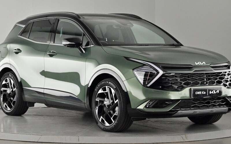 Green Used 2022 Kia Sportage GT-Line S SUV | £29,750 (Fair price) - Image 1/4