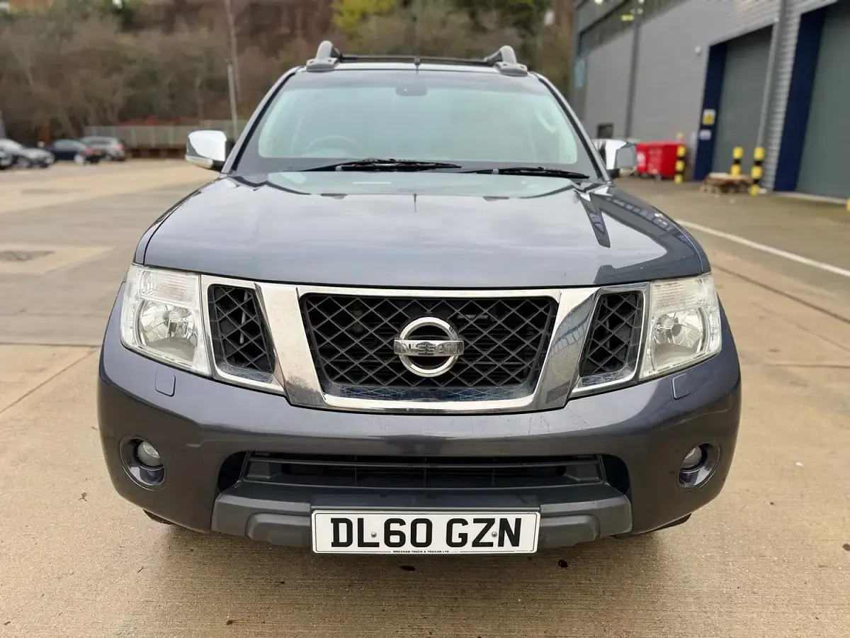 Used Nissan Navara 2011 Grey Pickup
