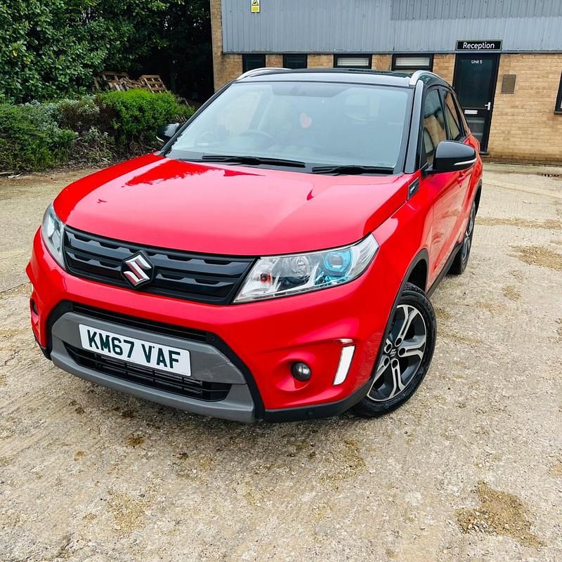 Used Suzuki Vitara SZ5 2017 Red/black SUV