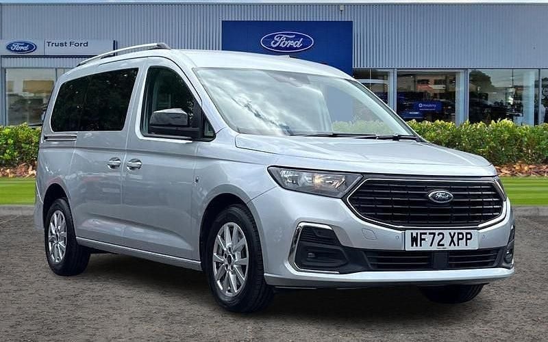 Used 2024 Ford Tourneo Connect Titanium MPV | £21,143 (Fair price) - Image 1/4