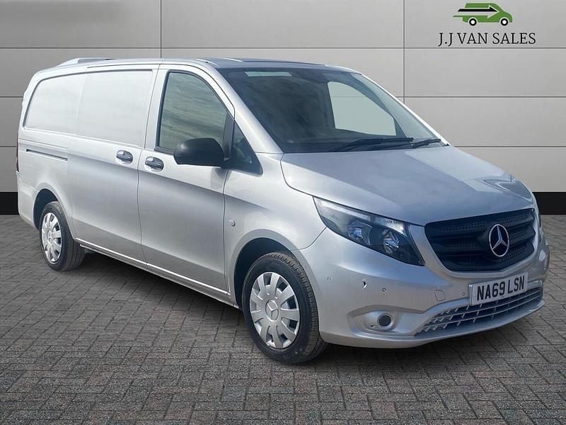 Silver Used 2019 Mercedes Vito Progressive MPV | £10,995 (Super price) - Image 1/4